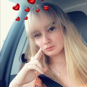 Meet your Posher, Jillian